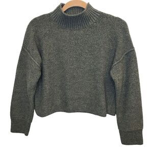Universal Thread Women's Green Mock Neck Long Sleeve Cropped Sweater S